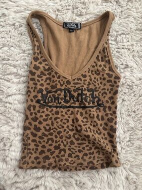 Von Dutch Leopard Print Ribbed V‑Neck Tank in Brown